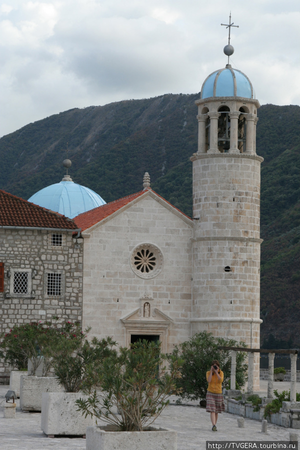 Церковь и музей на острове Черногория