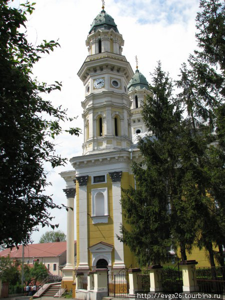 Ужгород, Кафедральный собор Мукачево, Украина