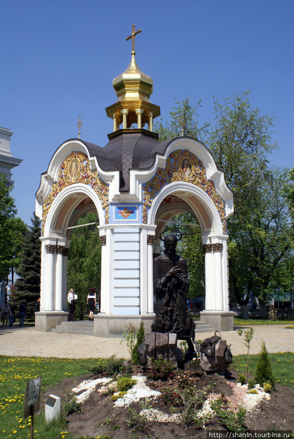 Часовня на территории Михайловского монастыря в Киеве Киев, Украина
