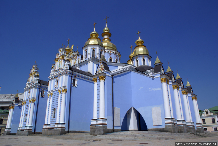 Церковь Михаила Архангела в Михайловском златоверхом монастыре в Киеве Киев, Украина