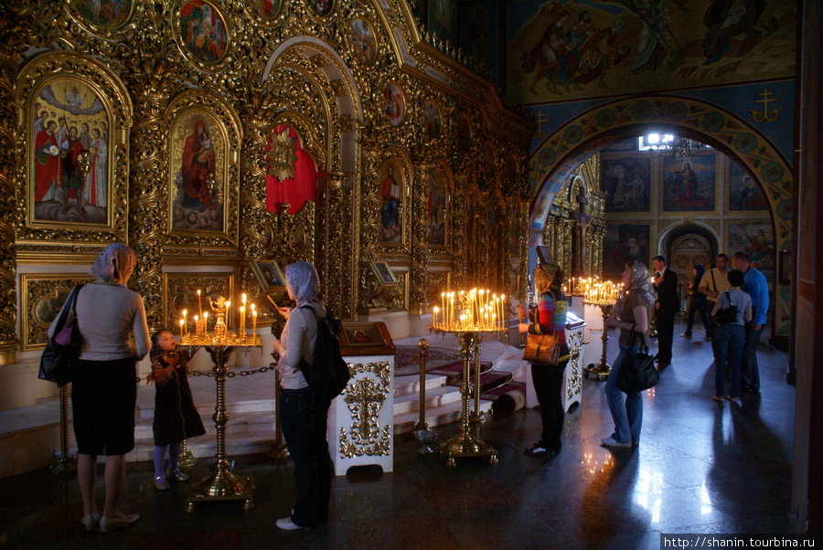 В церкви Михаила Архангела в Михайловском златоверхом монастыре в Киеве Киев, Украина
