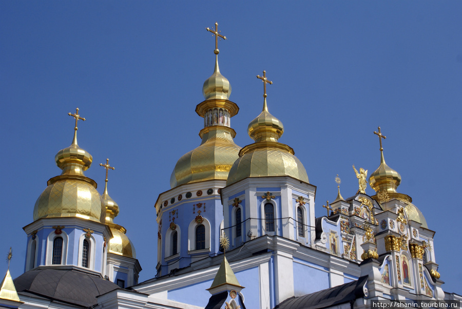 Купола Киев, Украина