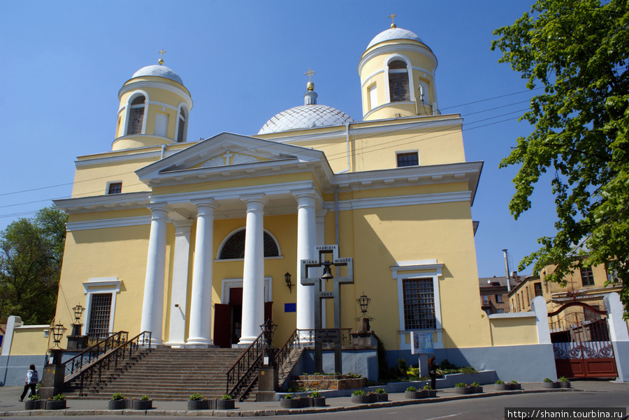 Костел на улице Красноармейской в Киеве