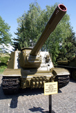 Самоходная установка СУ-152 — экспонат Музея Великой Отечественной войны 1941 — 1945 гг. в Киеве