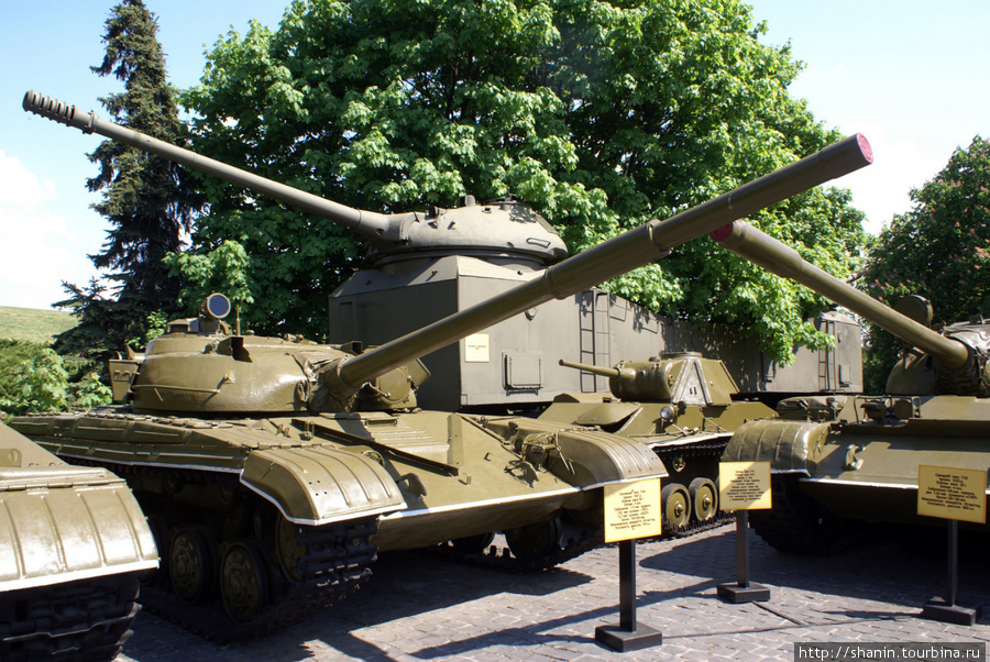 Экспонаты Музея Великой Отечественной войны 1941 — 1945 гг. в Киеве Киев, Украина