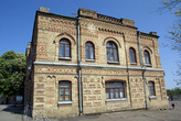 Старый дом на территории Киевско-Печерской лавры