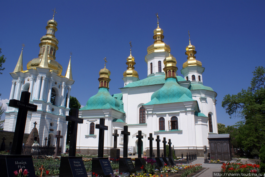 Монастырское кладбище Киев, Украина