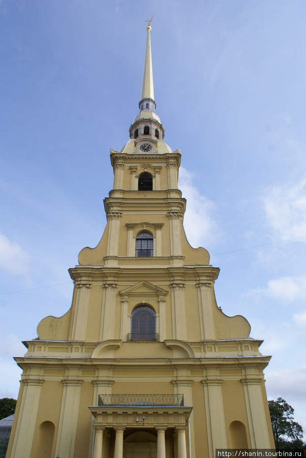 Фасад Петропавловского собора Санкт-Петербург, Россия