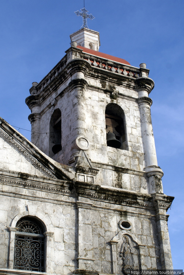 Башня базилики Санта Нино Себу-Сити, остров Себу, Филиппины