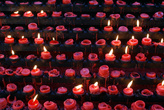 Свечи у базилики Санта Нино в Себу
