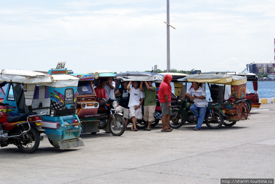 Моторикши и велорикши Филиппины