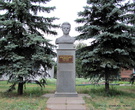 Памятник Герою Советского Союза Я. П. Батюку.