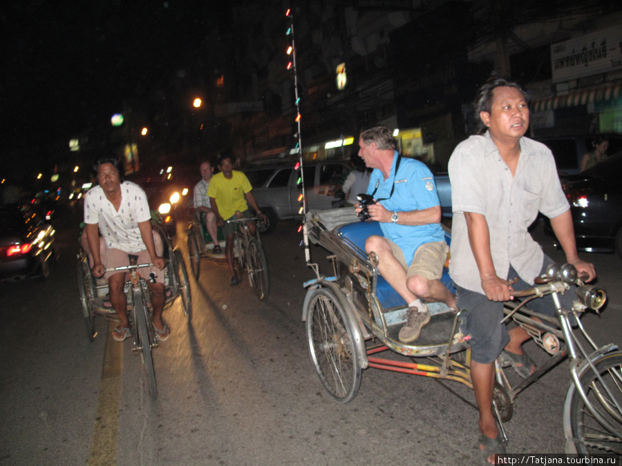 Вечерний тур на велосипедах  и местные деликатесы. Чианграй, Таиланд