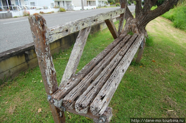 Старая скамейка Даргавилл, Новая Зеландия
