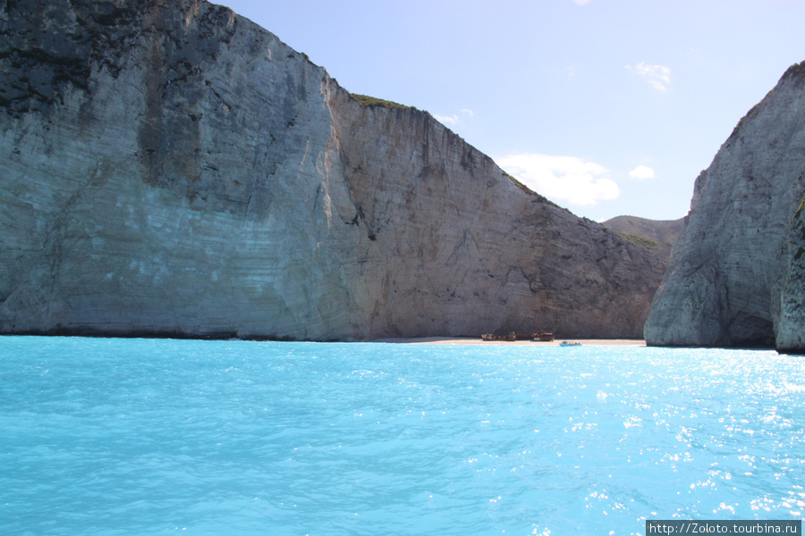 Бухта Навагио — вид с моря Остров Закинф, Греция