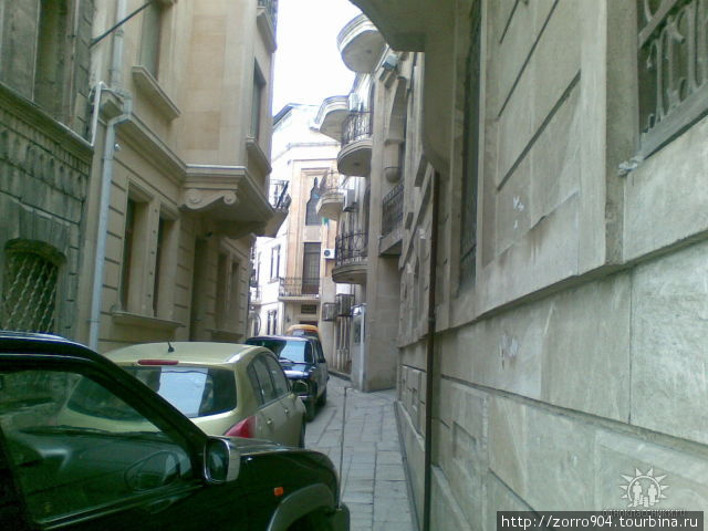 Одна из улочек Старого Города (Ичери Шехер) Баку, Азербайджан