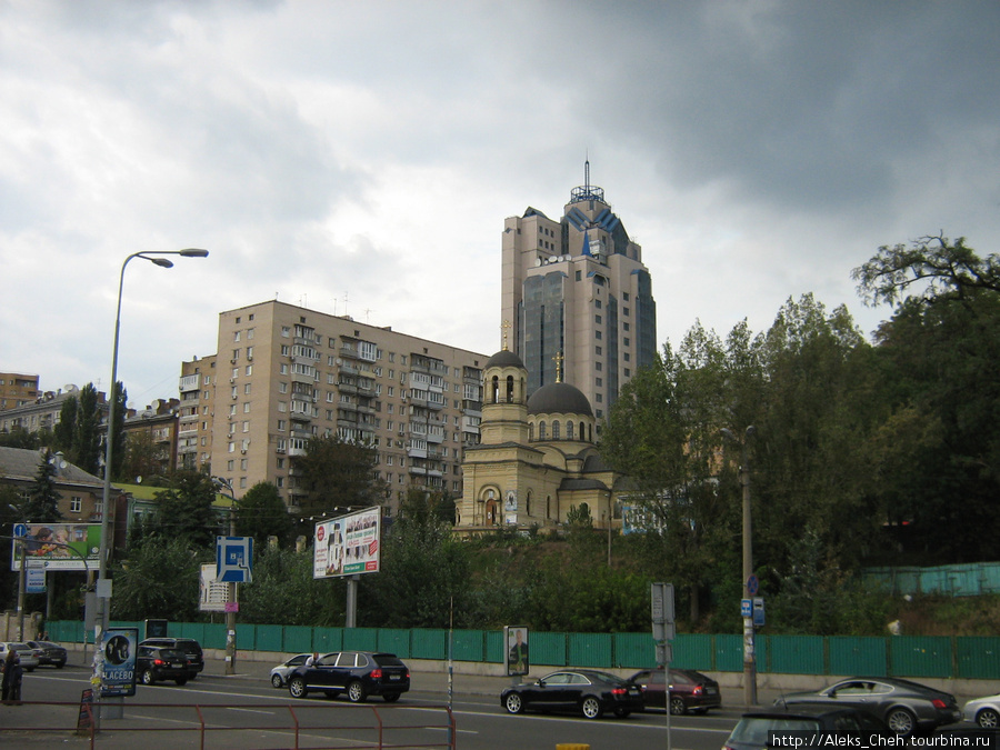 Прогулки по осеннему  Киеву- 2010 год: 1 серия Киев, Украина