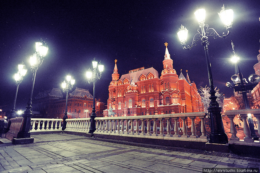 Ночная прогулка вокруг Кремля Москва, Россия
