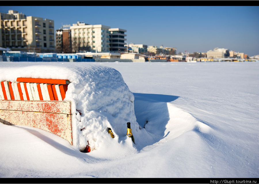 Зимнее море Римини, Италия