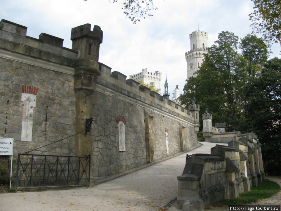 Замок Глубока-над-Влтавой.