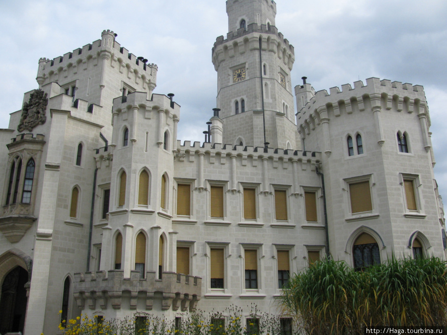 Замок Глубока-над-Влтавой.