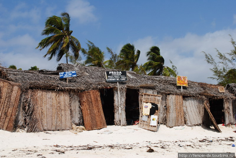 Шоппинг по-занзибарски: магазины, реклама и деньги Остров Занзибар, Танзания