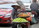 Ханой — велосипед скорее как подставка для подносов с фруктами