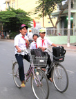 Остров Фукуок — очень удобно добираться в школу на велосипеде,
общественного транспорта на острове нет.