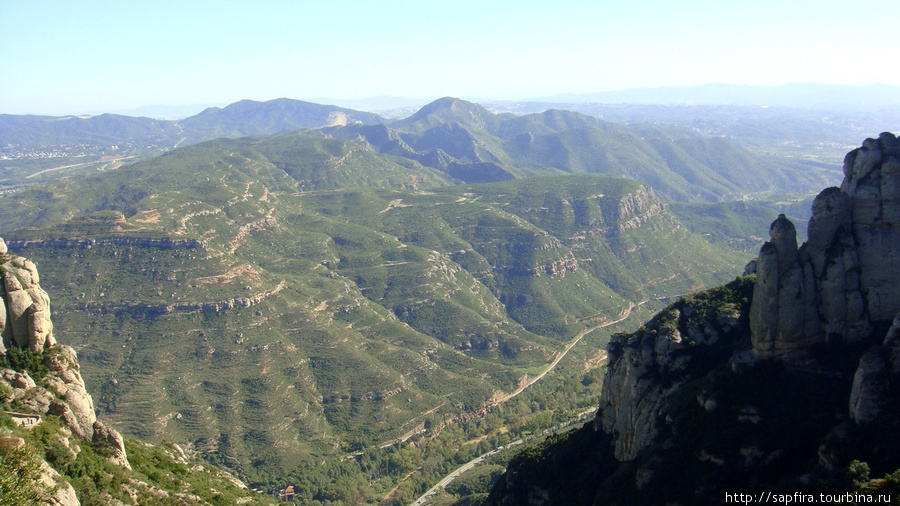 Великолепные горы Монтсеррата Монастырь Монтсеррат, Испания