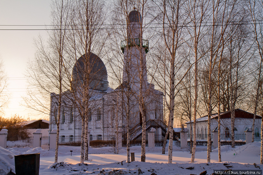 Белая мечеть на Татарской (есть еще красная мечеть) Томск, Россия