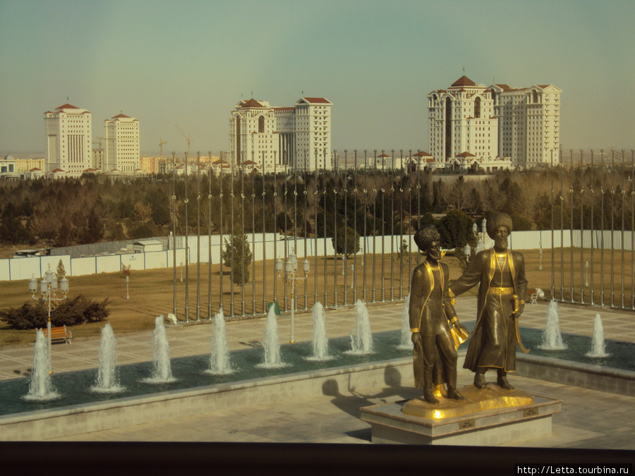Фонтаны, фонтаны, фонтаны,... Ашхабад, Туркмения