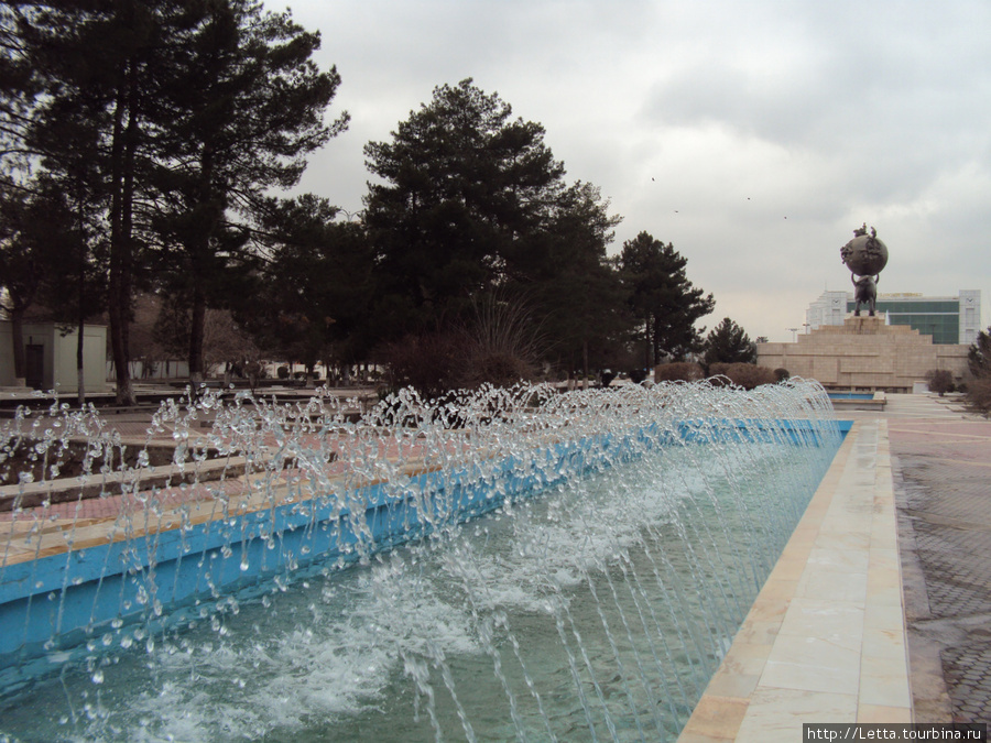 Фонтаны, фонтаны, фонтаны,... Ашхабад, Туркмения