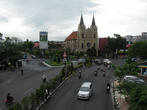 Католический собор в центре Маланга