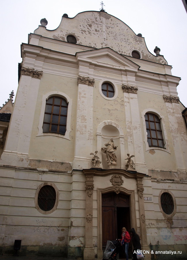 Францисканский костел Братислава, Словакия