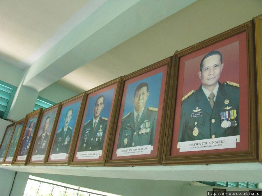 Галерея Генералов Маланг, Индонезия