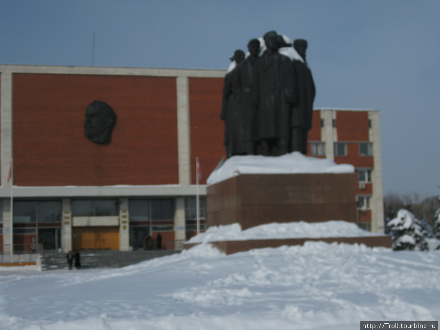 Памятник участникам Морозовской стачки Орехово-Зуево, Россия
