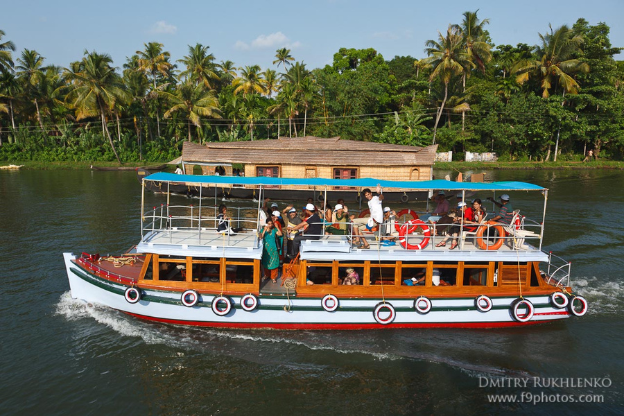 Каналы Кералы - Kerala Backwaters Аллеппи, Индия