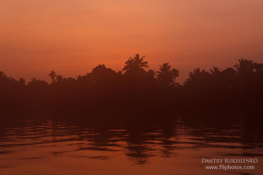 Каналы Кералы - Kerala Backwaters Аллеппи, Индия