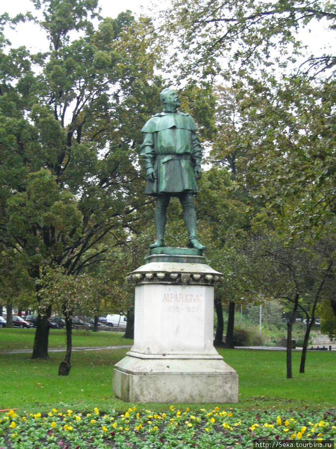 Памятник Алпару Игнацу Будапешт, Венгрия