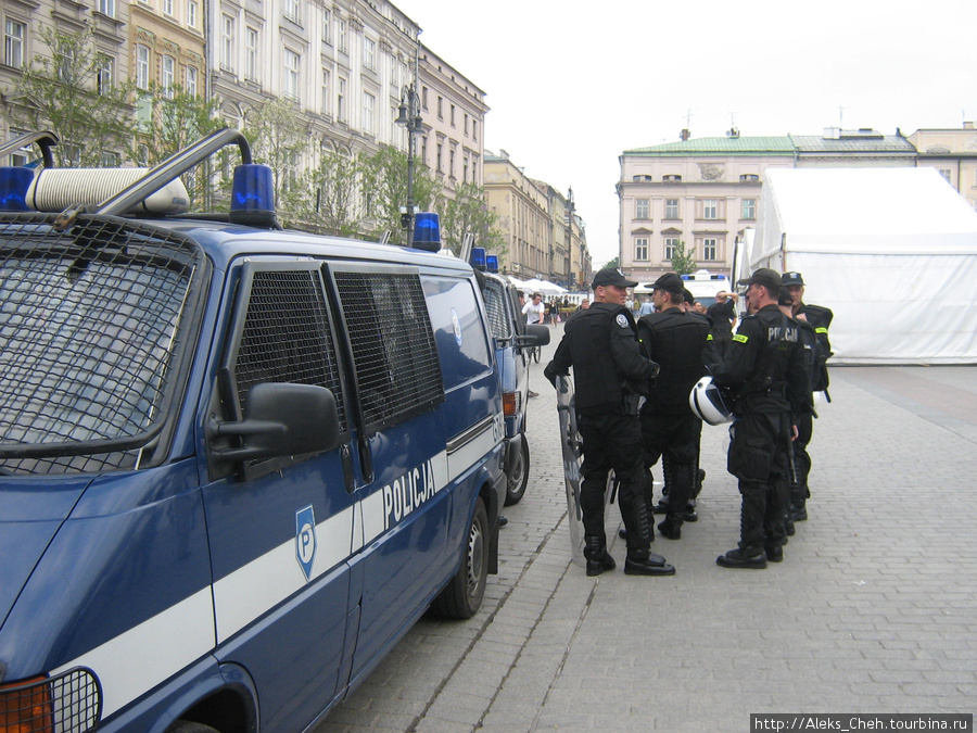 Корректная польская полиция Краков, Польша