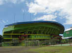 Местный стадион