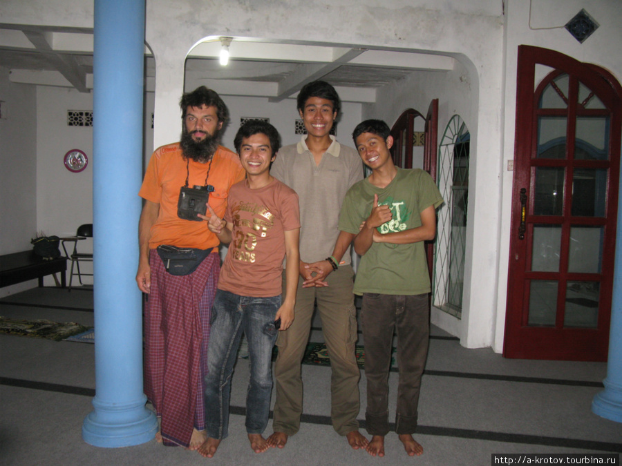A.Krotov, A.Rasyid Harman,  Ebi and somebody Маланг, Индонезия