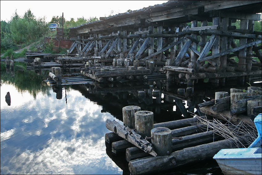 Мост через реку Чепца. Архангельская область, Россия