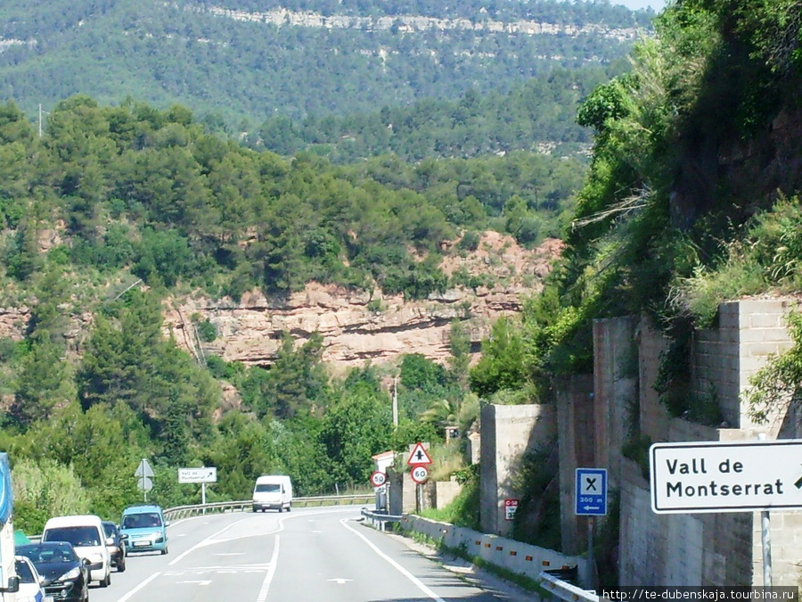 По дороге в Монсеррат. Монастырь Монтсеррат, Испания