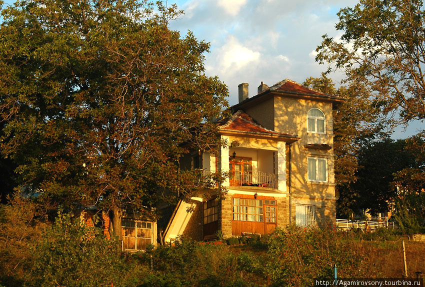 Болгария 2007. Курортный городок Обзор. Обзор, Болгария