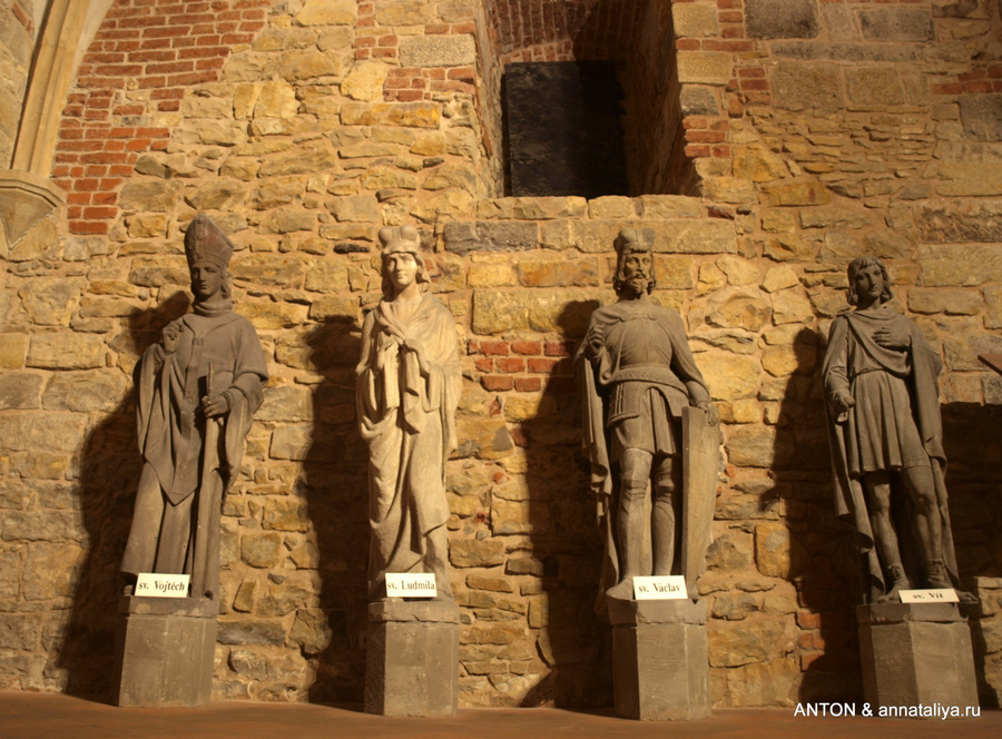 Святые покровители Праги в часовне Прага, Чехия