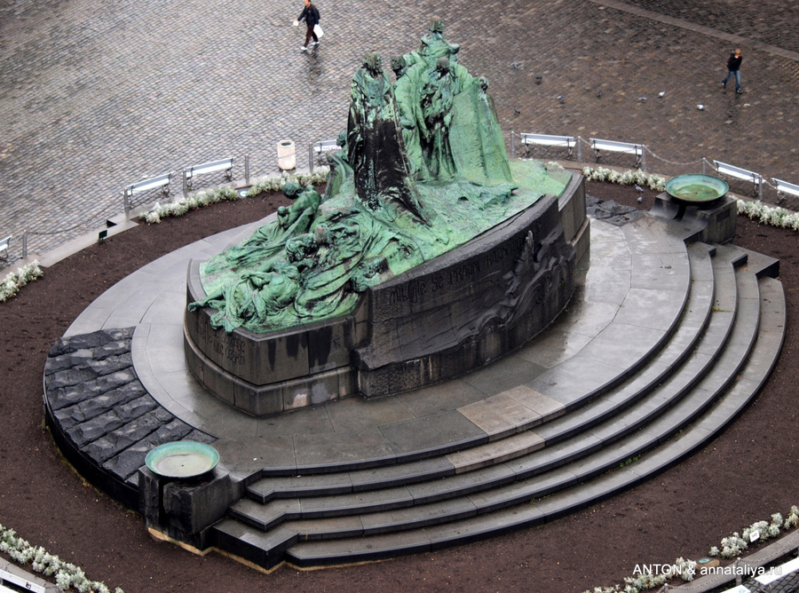Памятник Яну Гусу Прага, Чехия