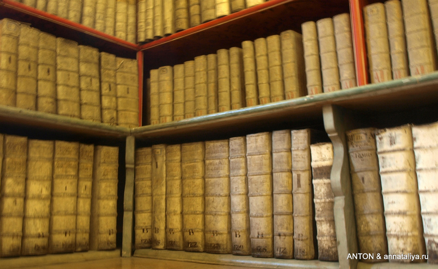 Старинные книги Прага, Чехия
