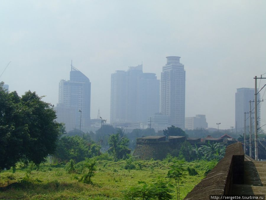 Смог Манилы, почти как утрений туман Филиппины