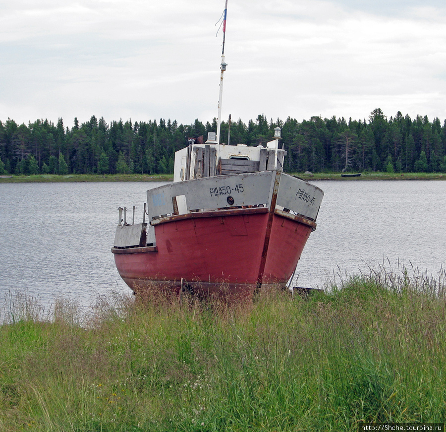 Порт. Калгалакша, Россия